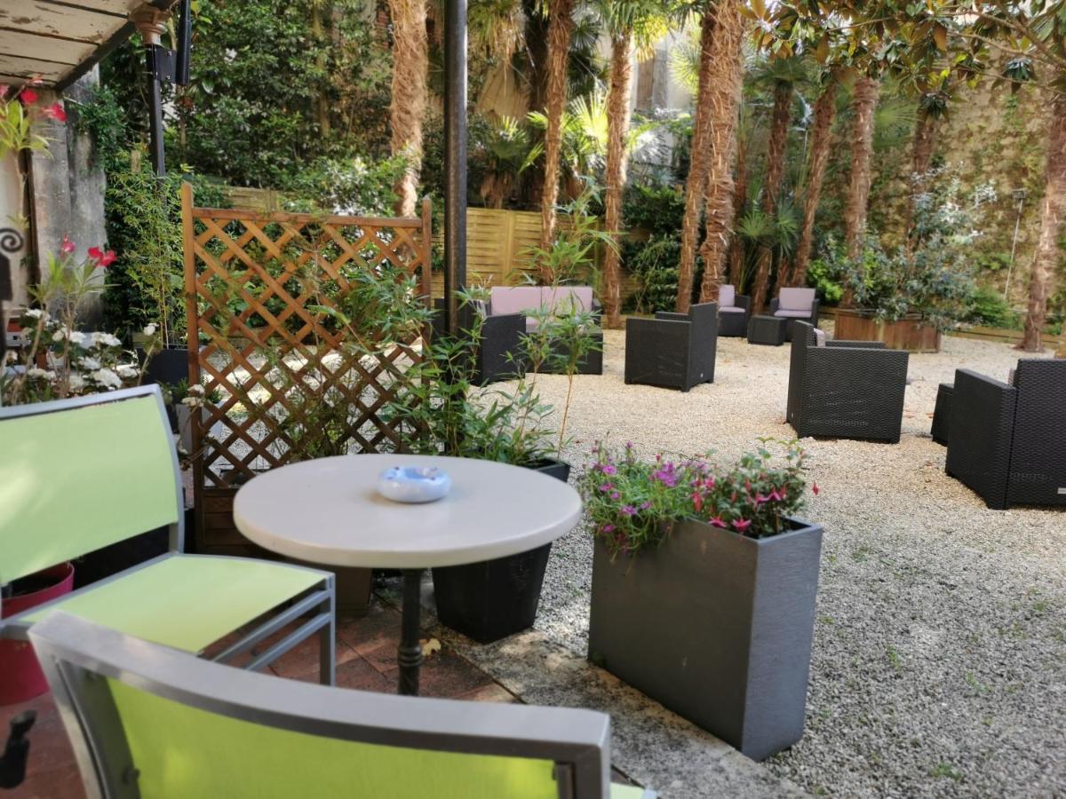 Le St Vincent Hotel Roquefort  Ngoại thất bức ảnh
