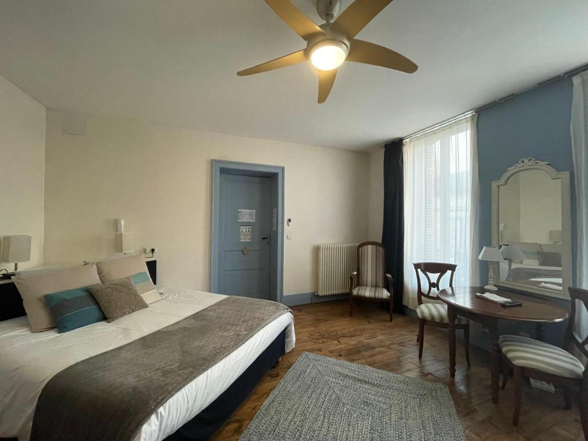 Le St Vincent Hotel Roquefort  Ngoại thất bức ảnh