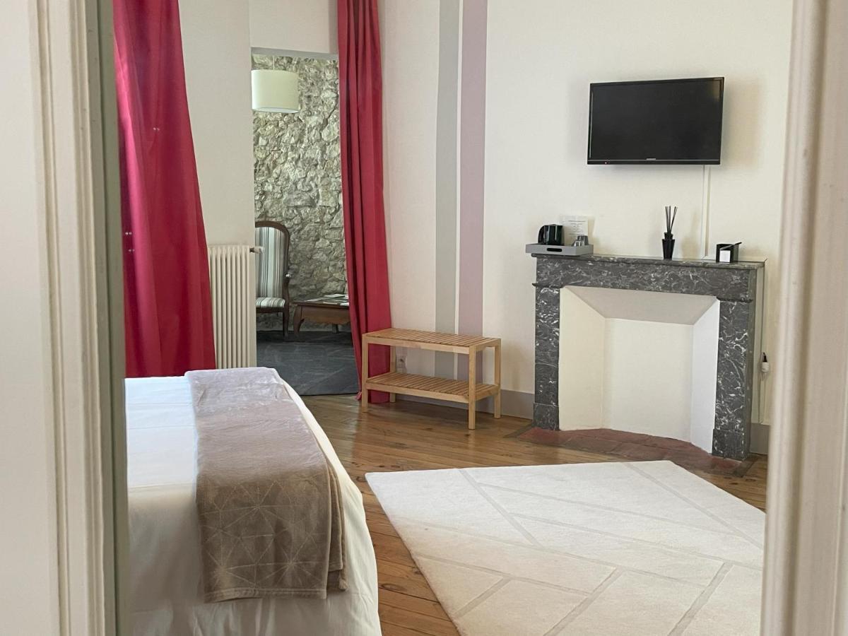 Le St Vincent Hotel Roquefort  Ngoại thất bức ảnh