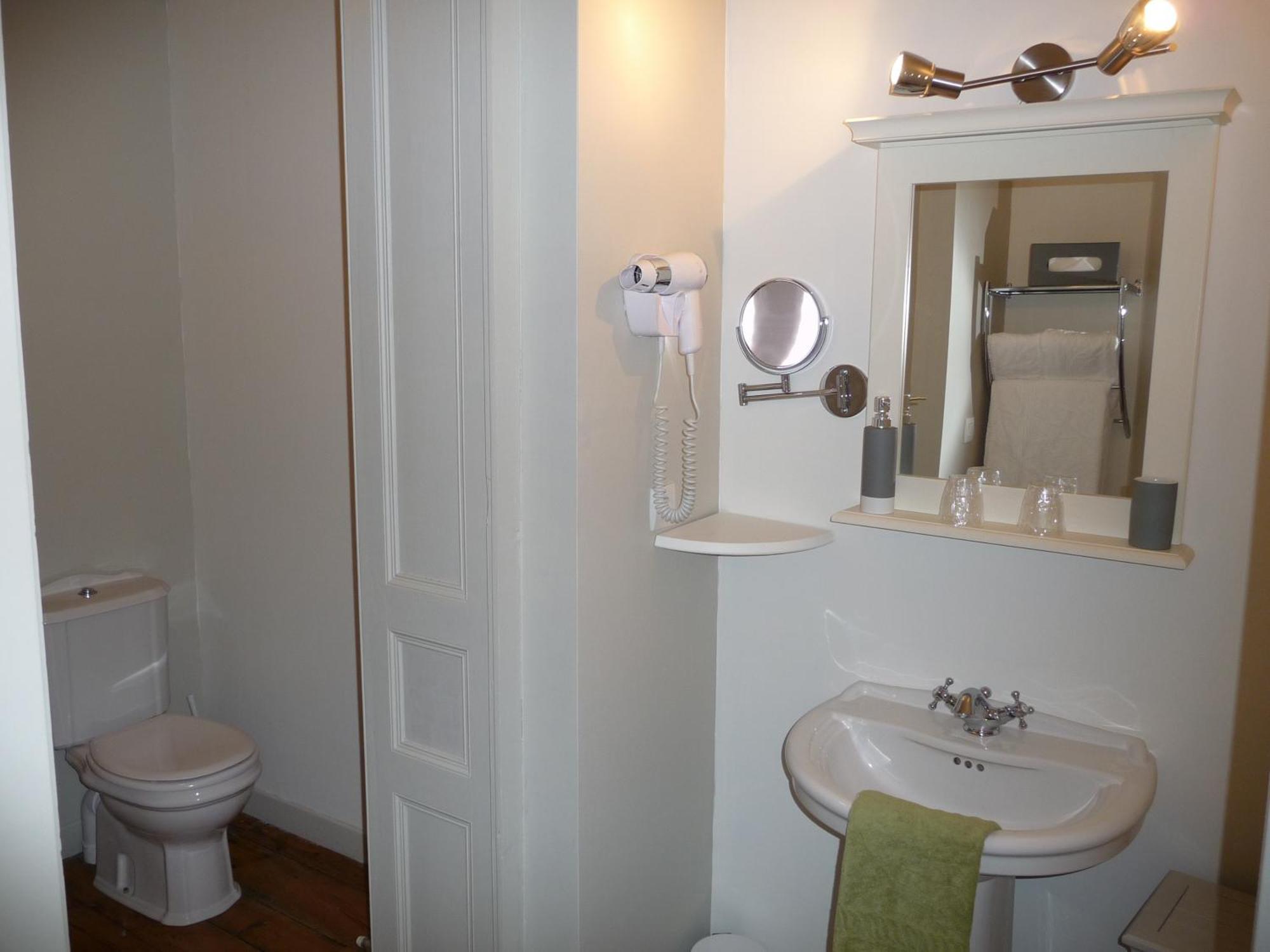 Le St Vincent Hotel Roquefort  Phòng bức ảnh