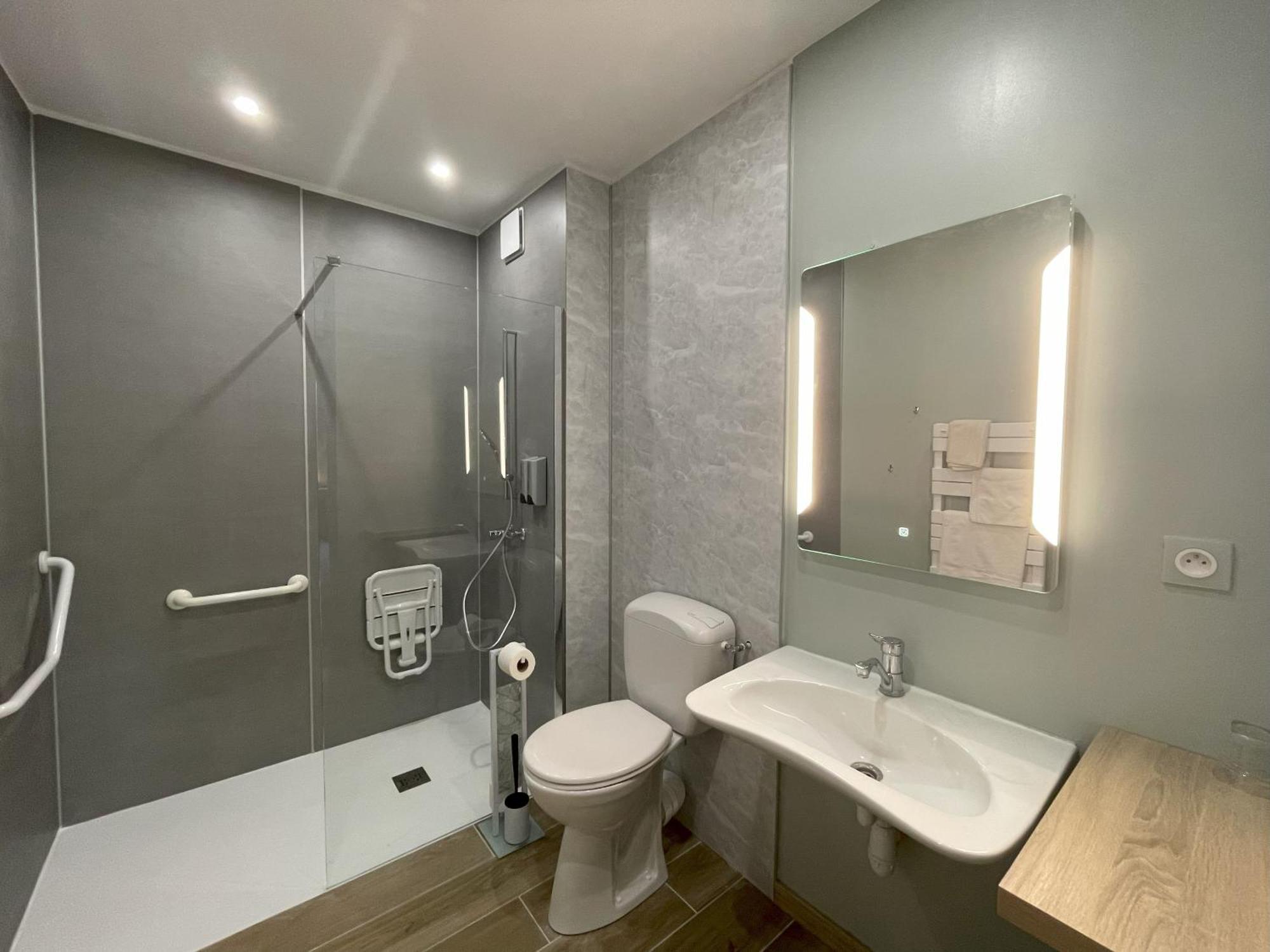 Le St Vincent Hotel Roquefort  Ngoại thất bức ảnh