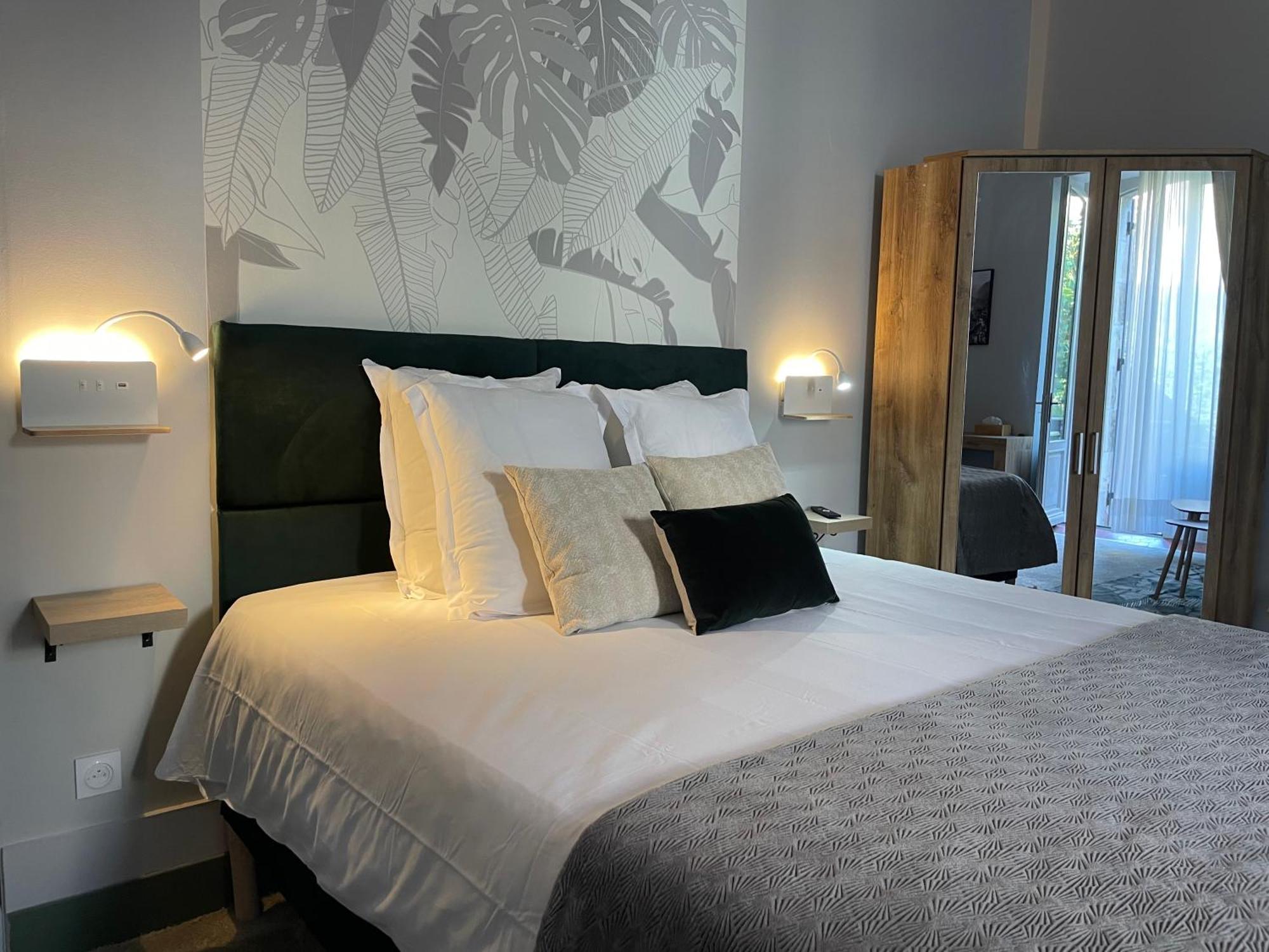 Le St Vincent Hotel Roquefort  Ngoại thất bức ảnh